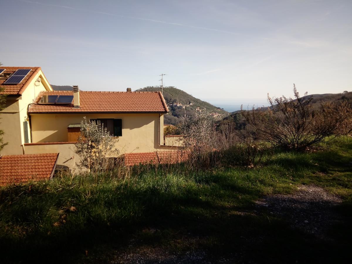 B&B La Taverna Degli Angeli Vezzi Portio Szoba fotó